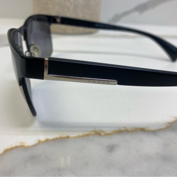 **BARELY USED** Prada Sunglasses with case, box, & cleaning cloth - Picture 11 of 16